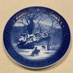 1967 Royal Copenhagen Christmas plate